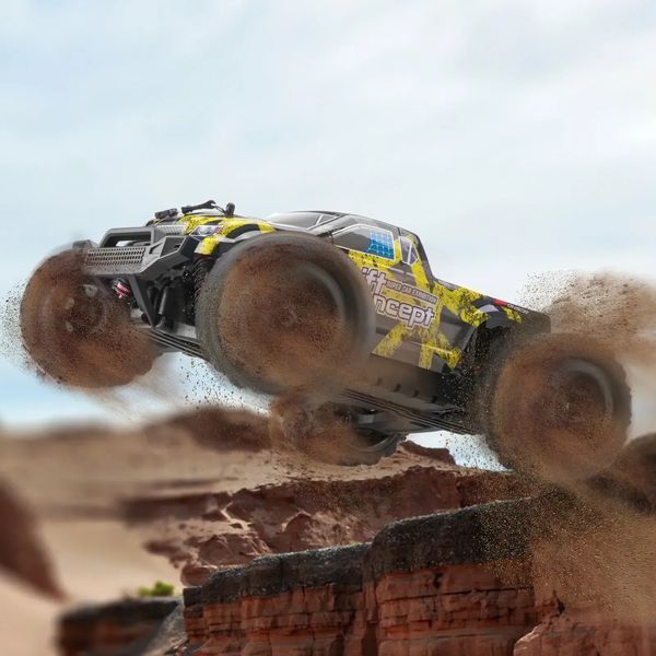 Радіокерована машинка VEVOR, масштаб 1:18, позашляховик 4WD з функцією підйому передніх коліс на 45&deg; та регульованою швидкістю, максимальна швидкість 45 км/год, ідеально підходить для дітей віком від 8 років, клас захисту IPX4. 84676 84676 фото